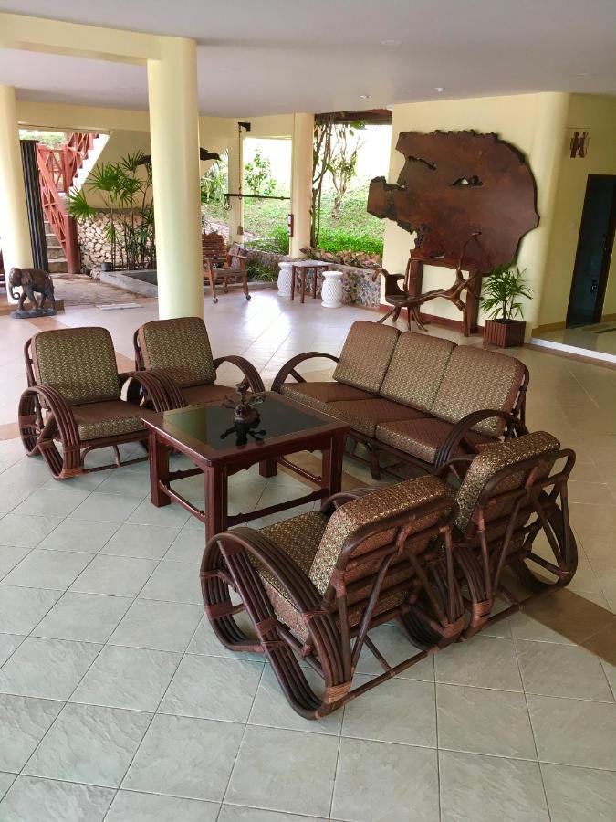 Baan Wanwaree Bed & Breakfast Kanchanaburi Exterior photo