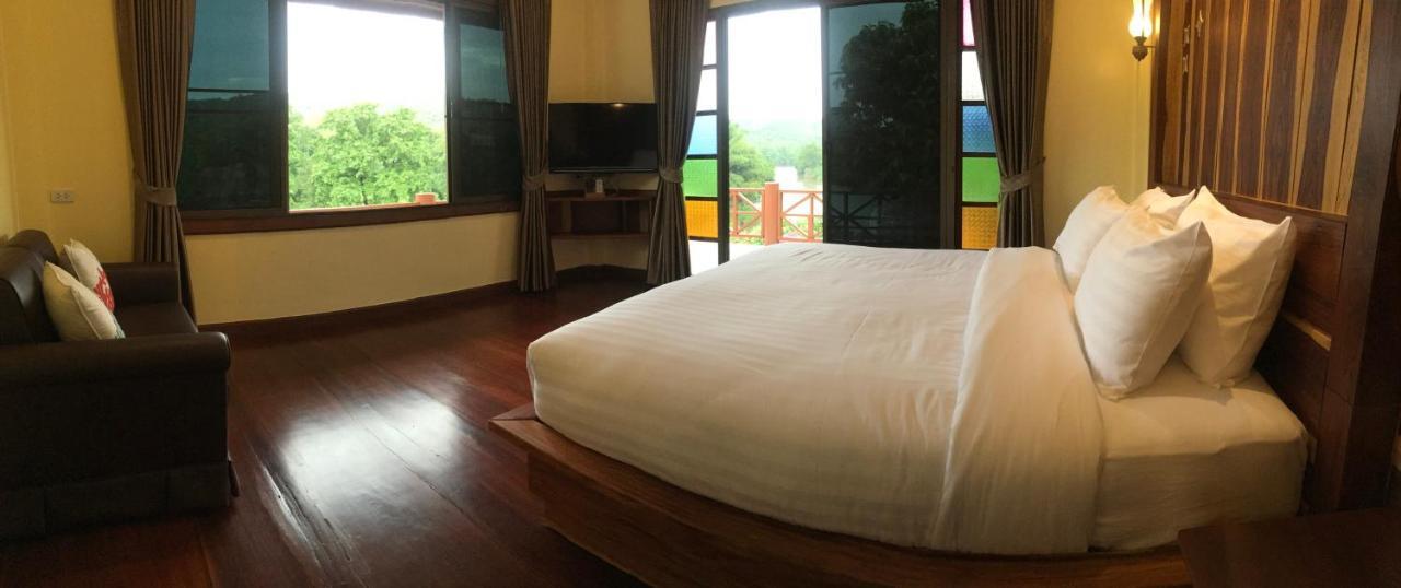 Baan Wanwaree Bed & Breakfast Kanchanaburi Exterior photo
